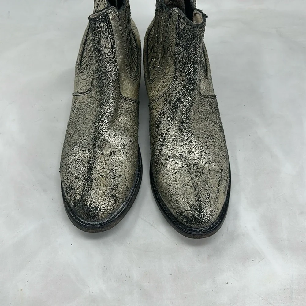 Freebird by Steven Madden Salamanca Distressed Leather Boots 9 - Picture 11 of 11